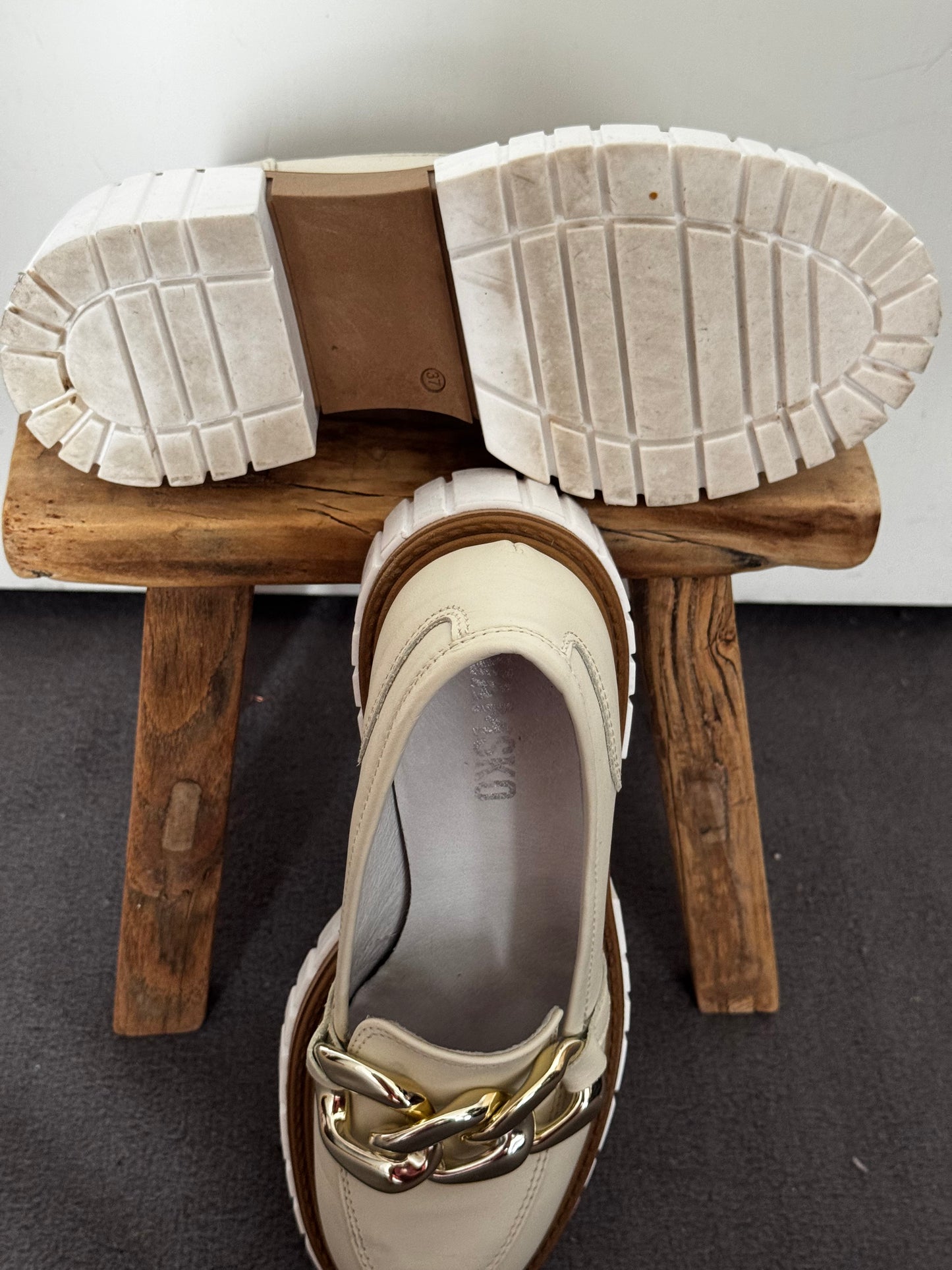 Mocassins Plateforme Cuir Blanc – Chaîne Dorée – Made in Italy – Taille 37