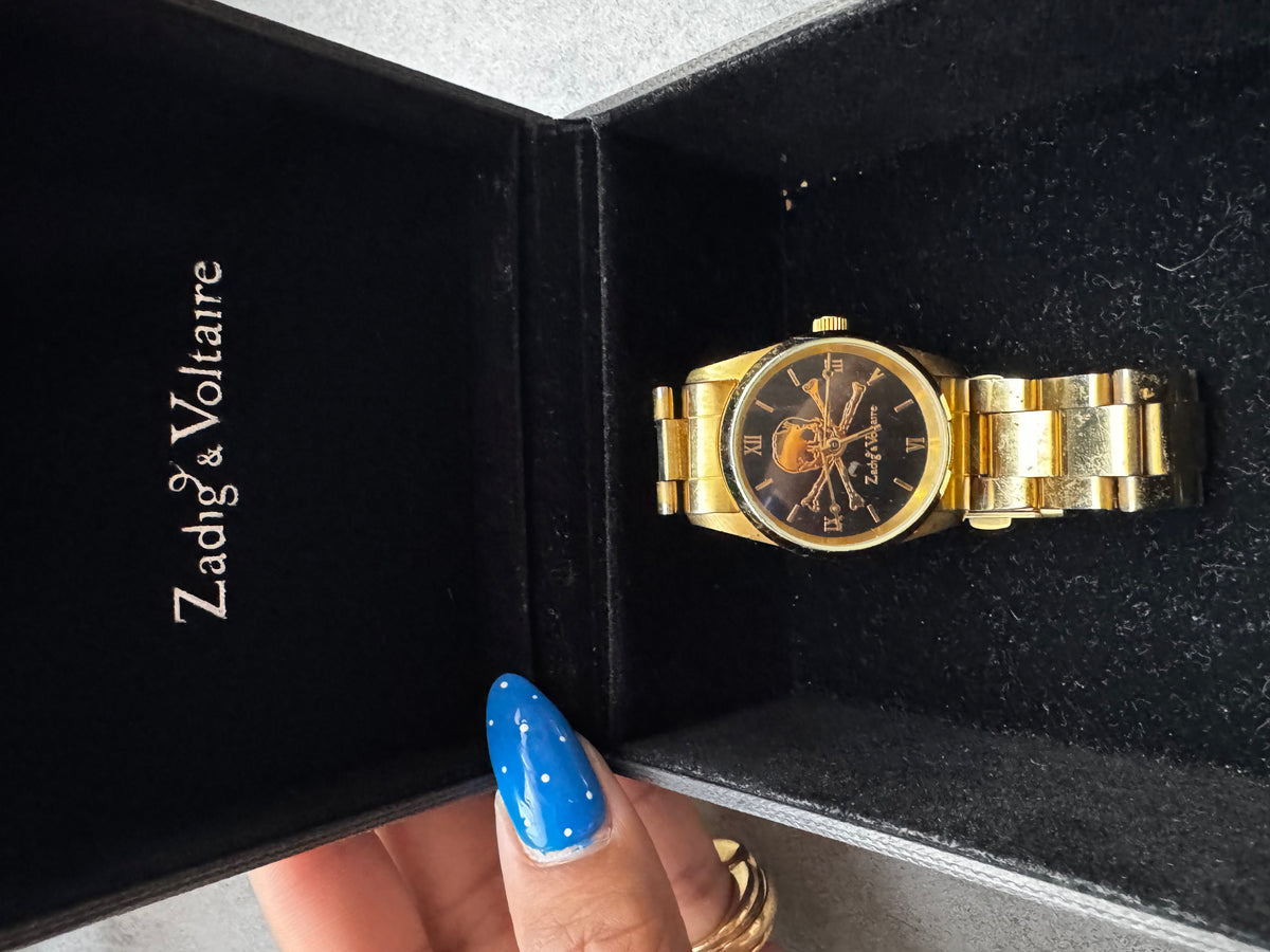 Montre Zadig & Voltaire "Timeless Skull" Vintage – Acier Plaqué Or & Cadran Tête de Mort Noir