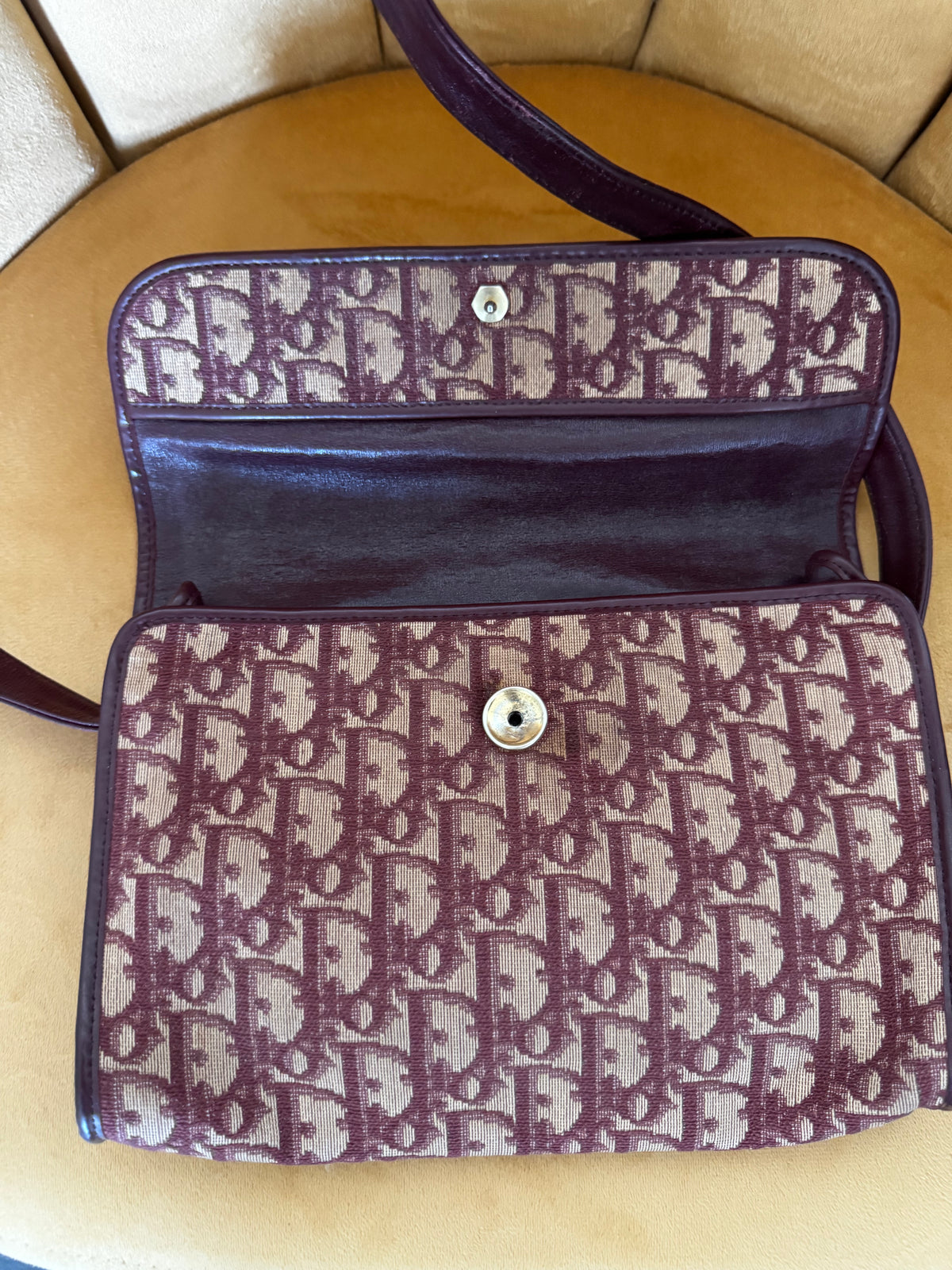 Sac Pochette Bandoulière Christian Dior Vintage – Monogramme Oblique Bordeaux