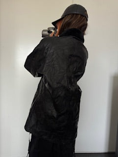 Veste vintage Anne de Lançay en cuir noir – style parisien rétro