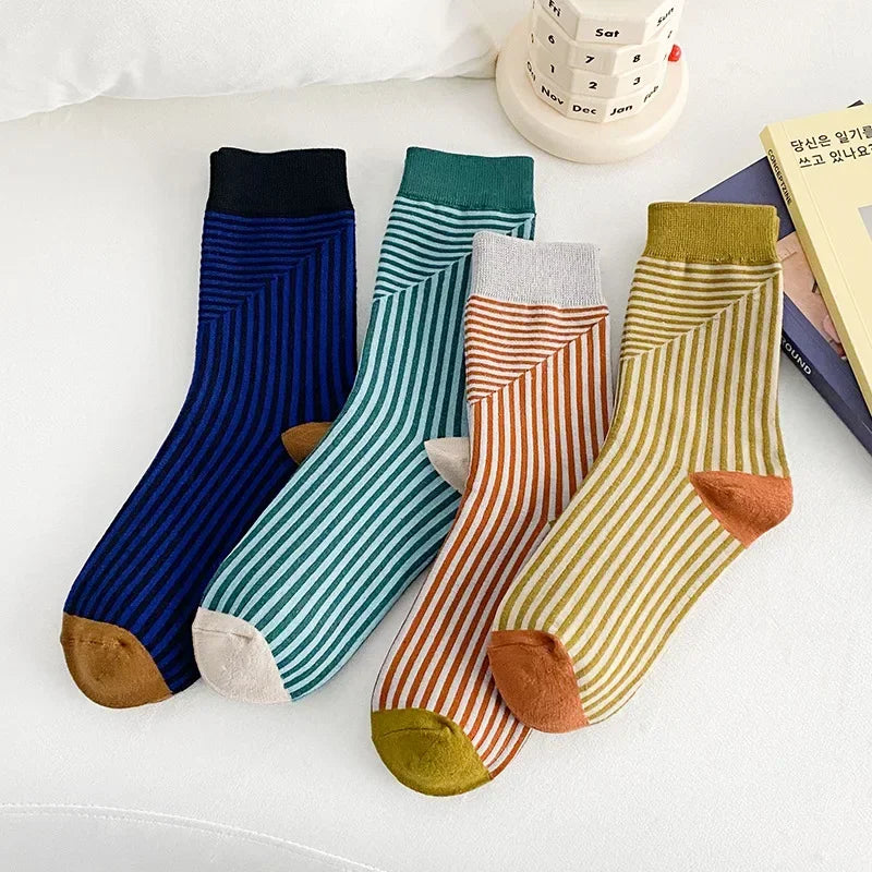 CHAUSSETTES RETRO A RAYURES MULTICOLORE COREENNES