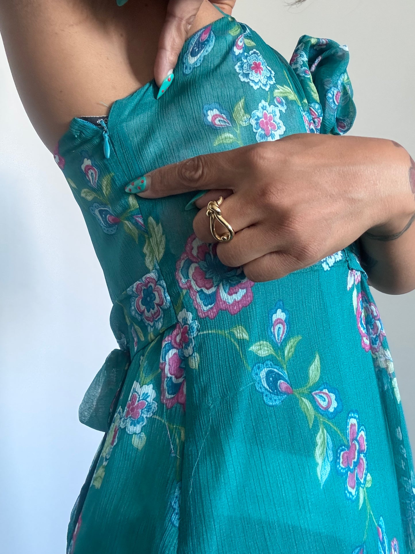 Robe fleurie turquoise – Dos noué – Taille 1 – Le Group Woman