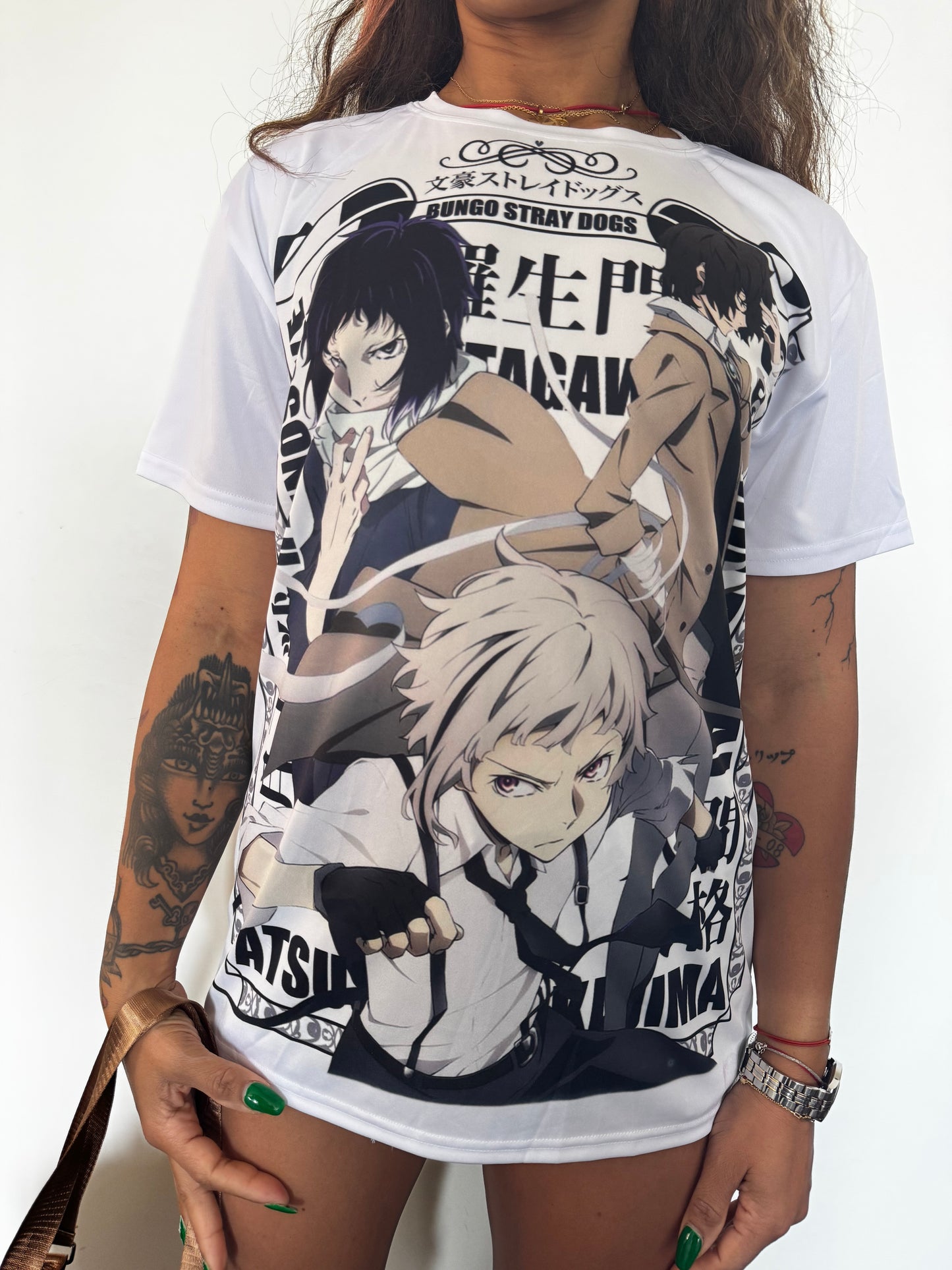 T-shirt manga Bungo Stray Dogs blanc – calligraphie – style streetwear anime