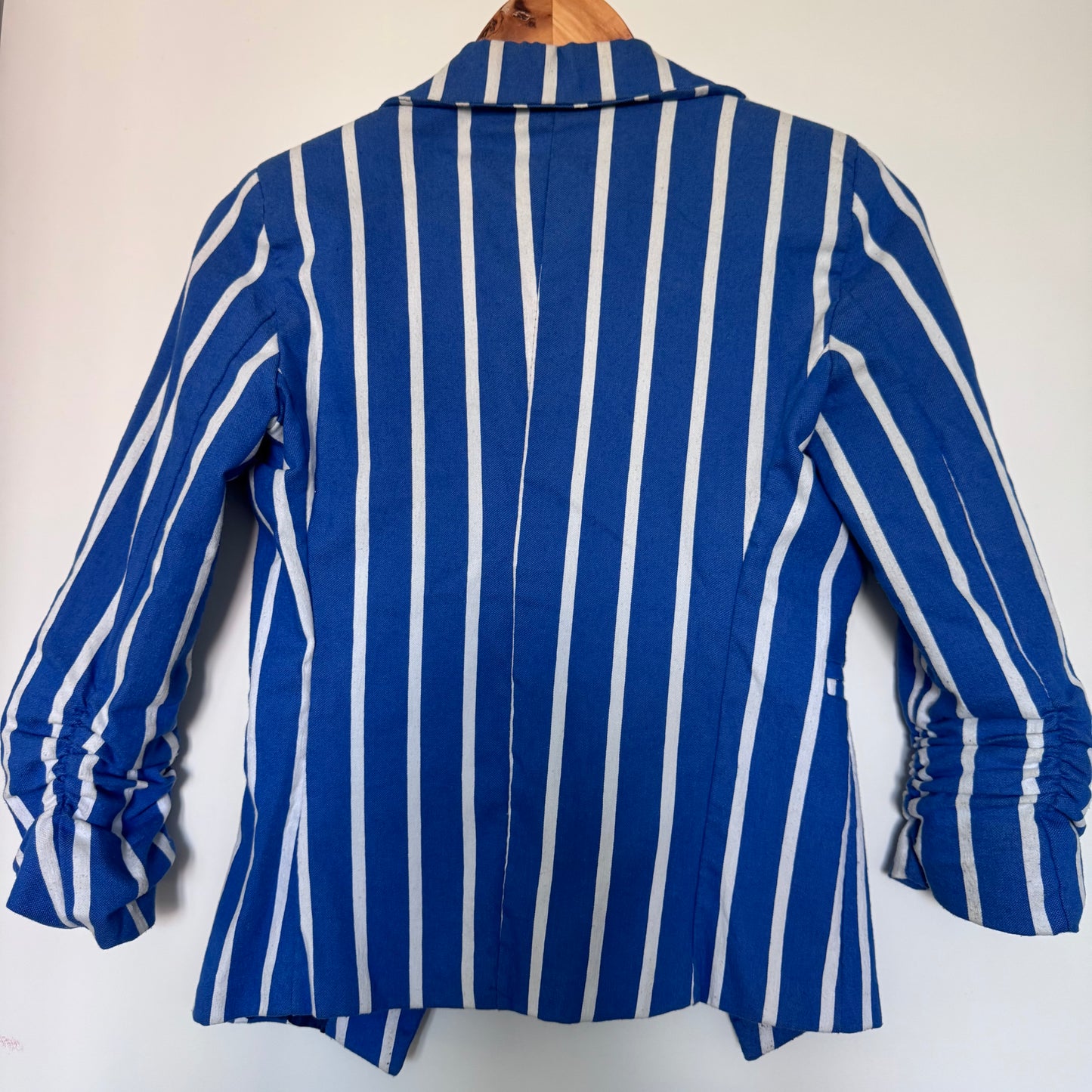 Veste rayée bleu ciel et blanc Y2K – vintage – taille S – made in Italy