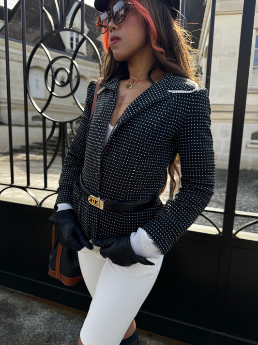 Veste créateur vintage bleue marine femme – coupe cintrée chic – style parisien minimaliste