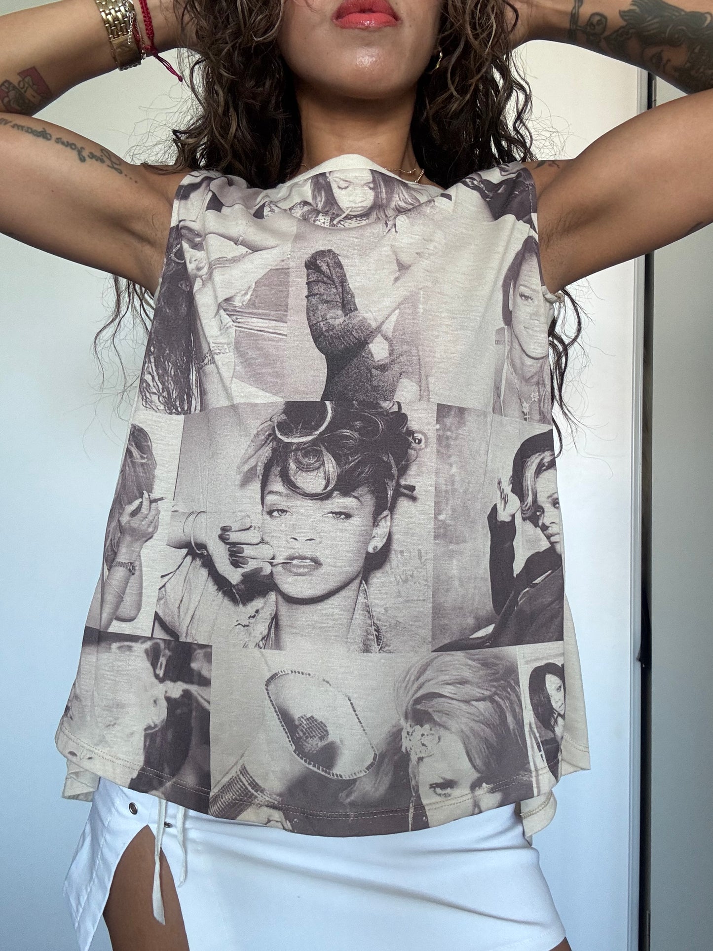 Top imprimé graphique Y2K – Style Rihanna – Sans manches – Vintage