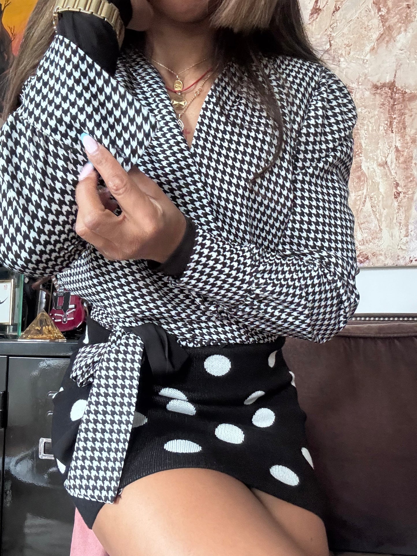 Top Vintage Cache-Cœur Made in Italy – Élégance Rétro Noir & Blanc