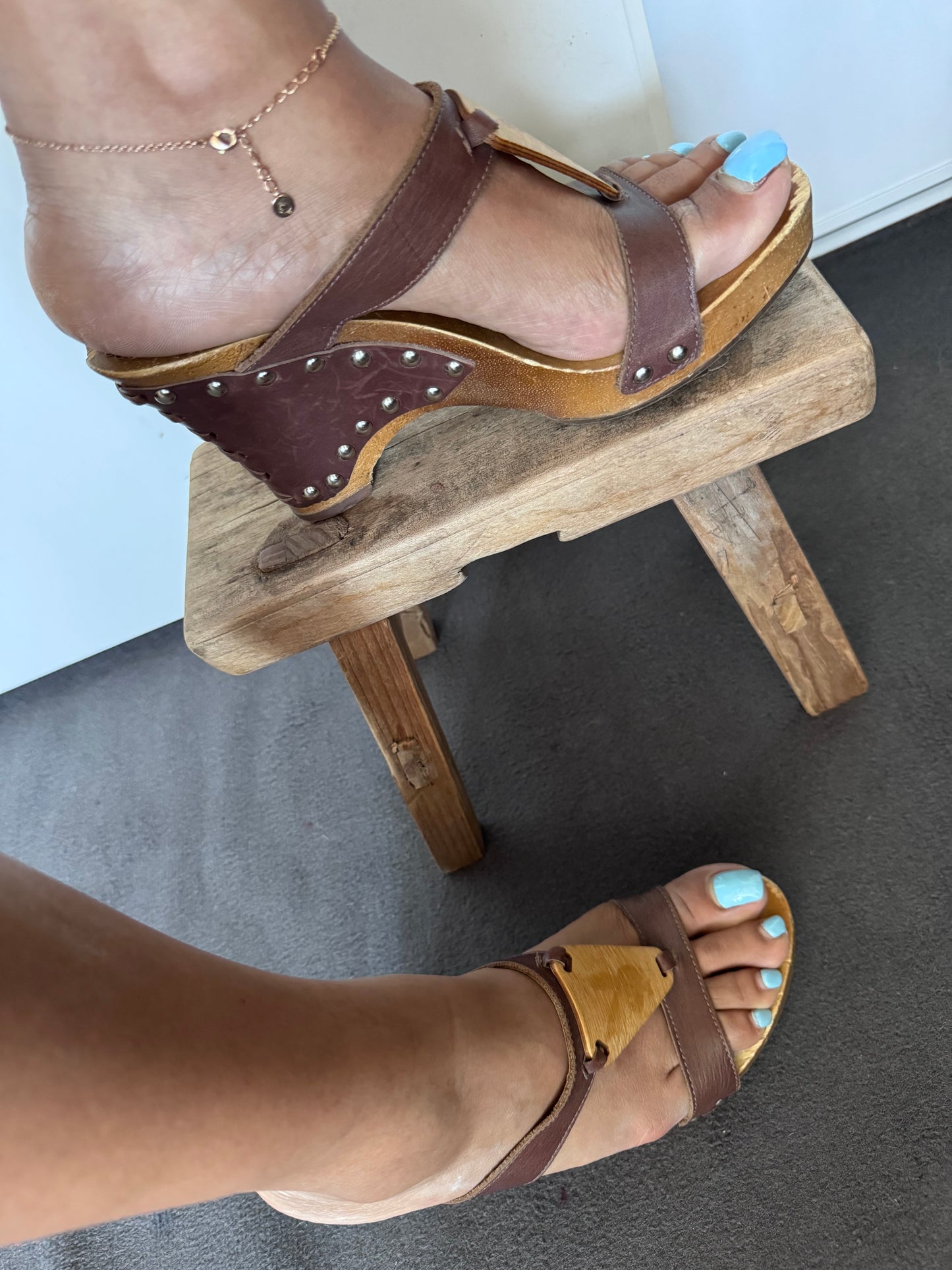 Sandales plateforme Playboy en cuir et bois – Made in Brazil