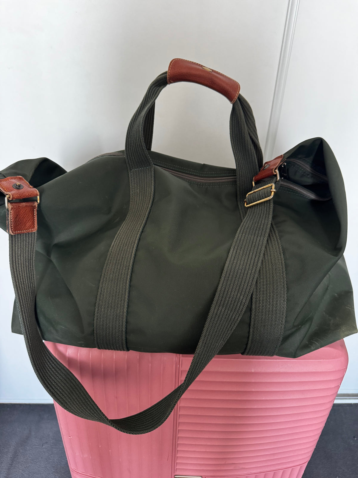 Sac de Voyage Longchamp Vintage Kaki – Grand Format 48h Cuir & Toile (Authentique Paris)