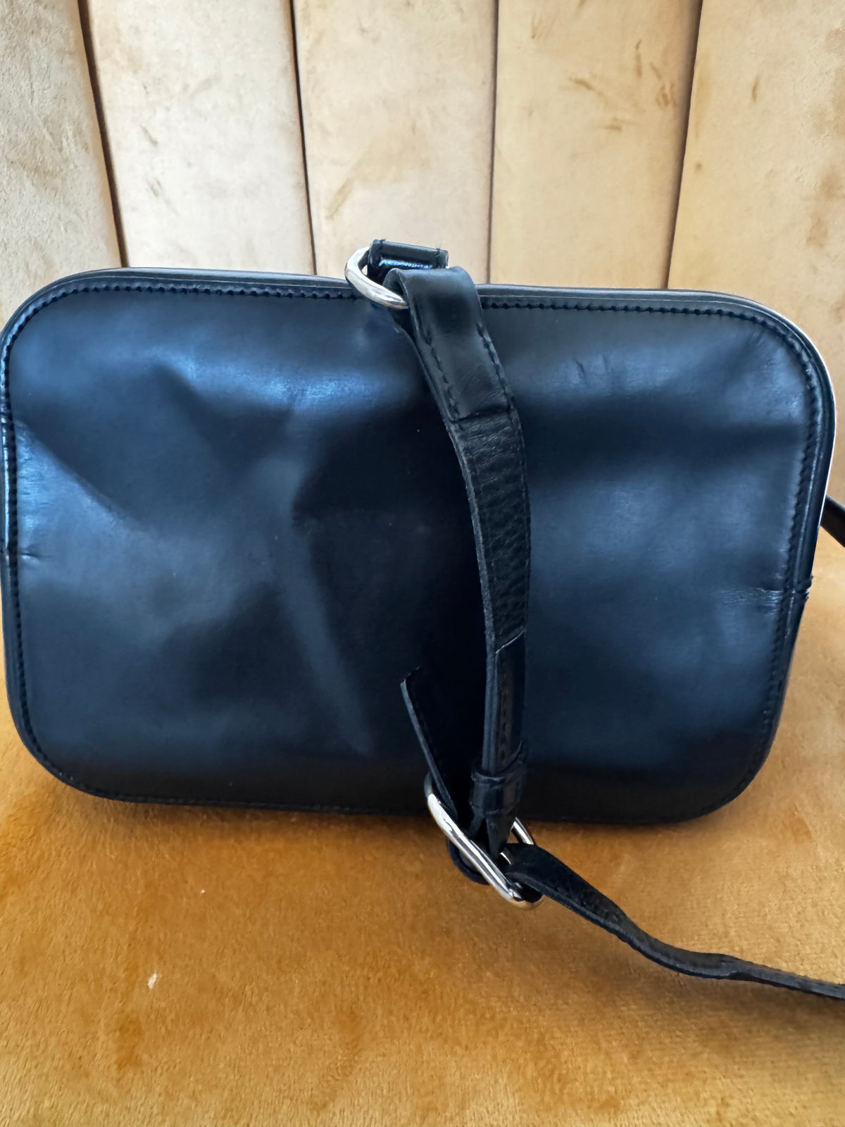 Sac Seau Cartier "Panthère" Vintage – Cuir Lisse Marine & Attache Panthère Argentée (1990)