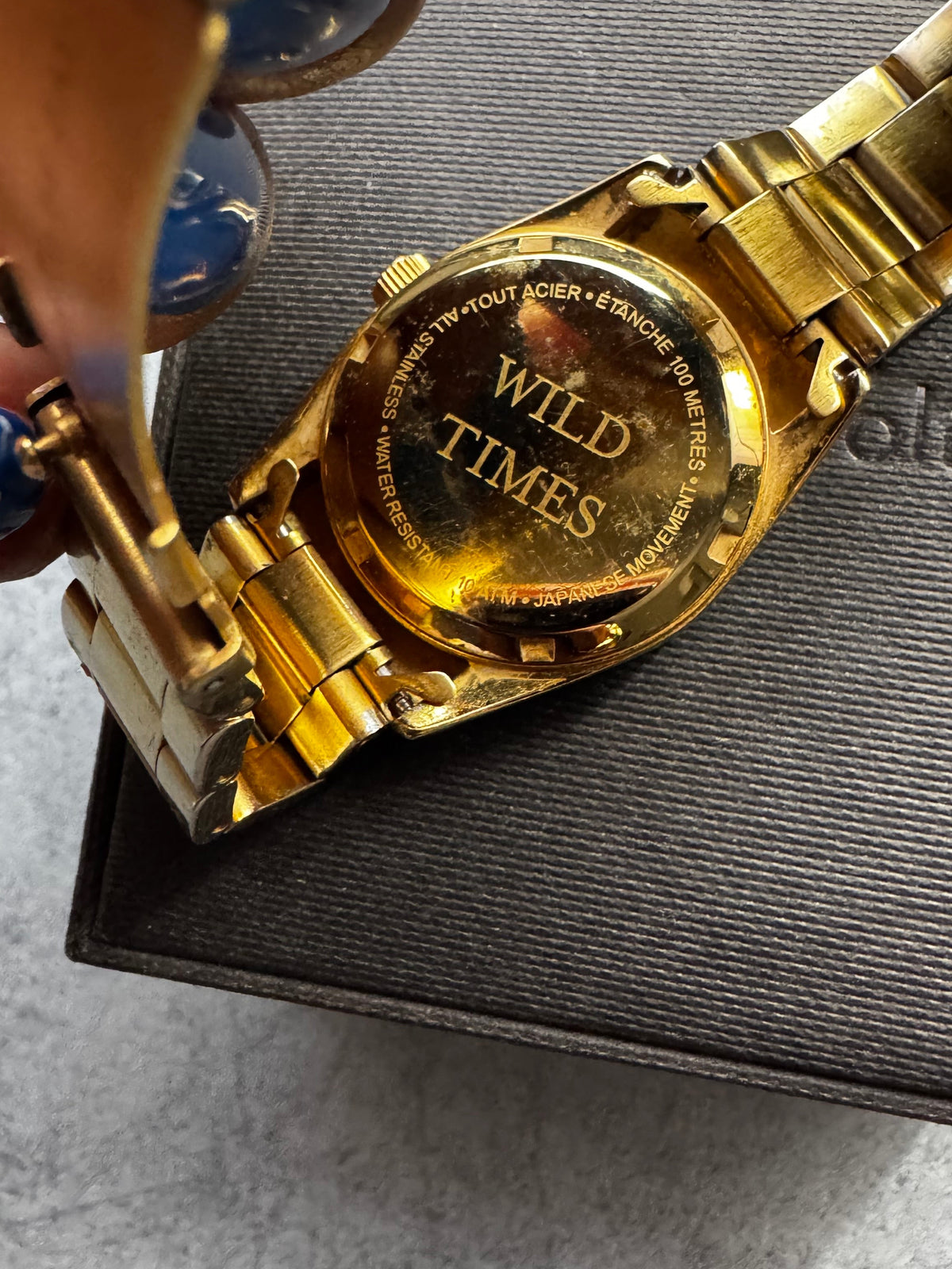 Montre Zadig & Voltaire "Timeless Skull" Vintage – Acier Plaqué Or & Cadran Tête de Mort Noir