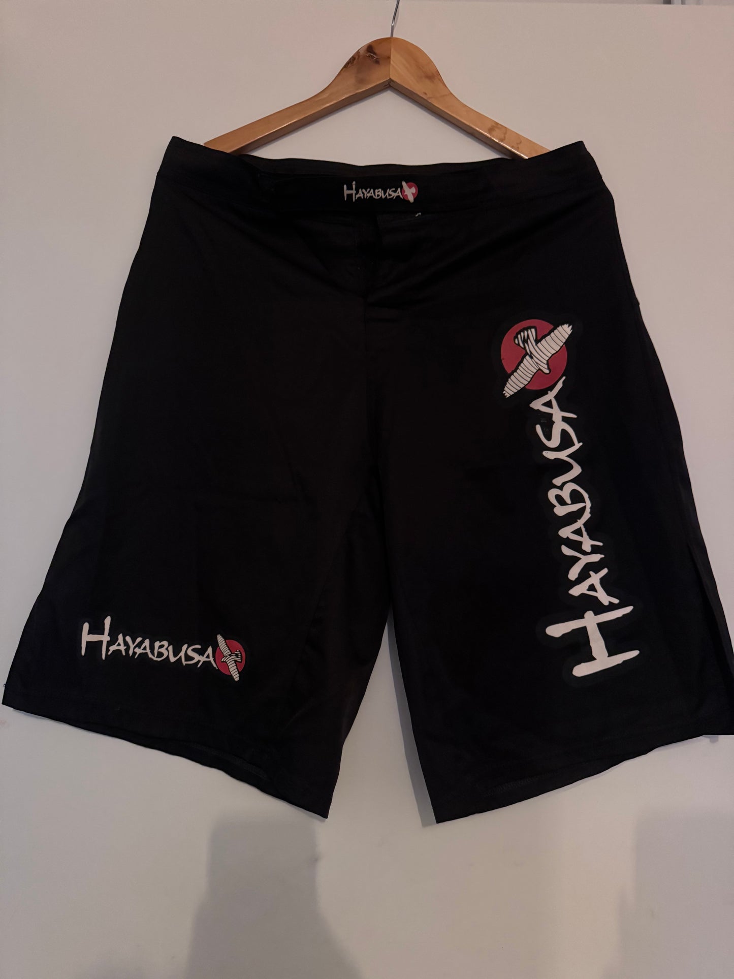 Short de combat Hayabusa noir – MMA / Boxe / Fightwear