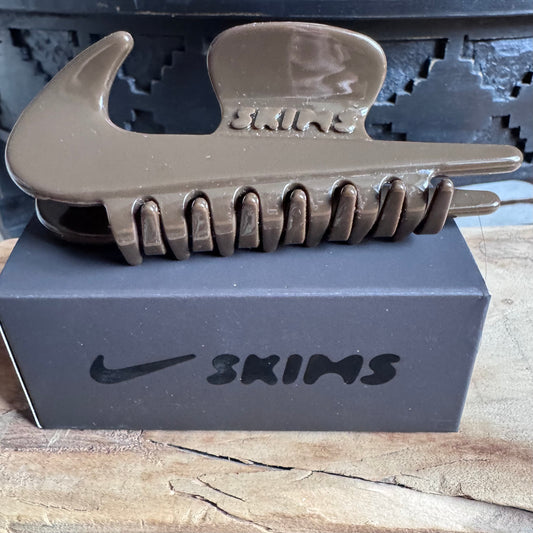 Pince à cheveux Nike x SKIMS – Édition limitée
