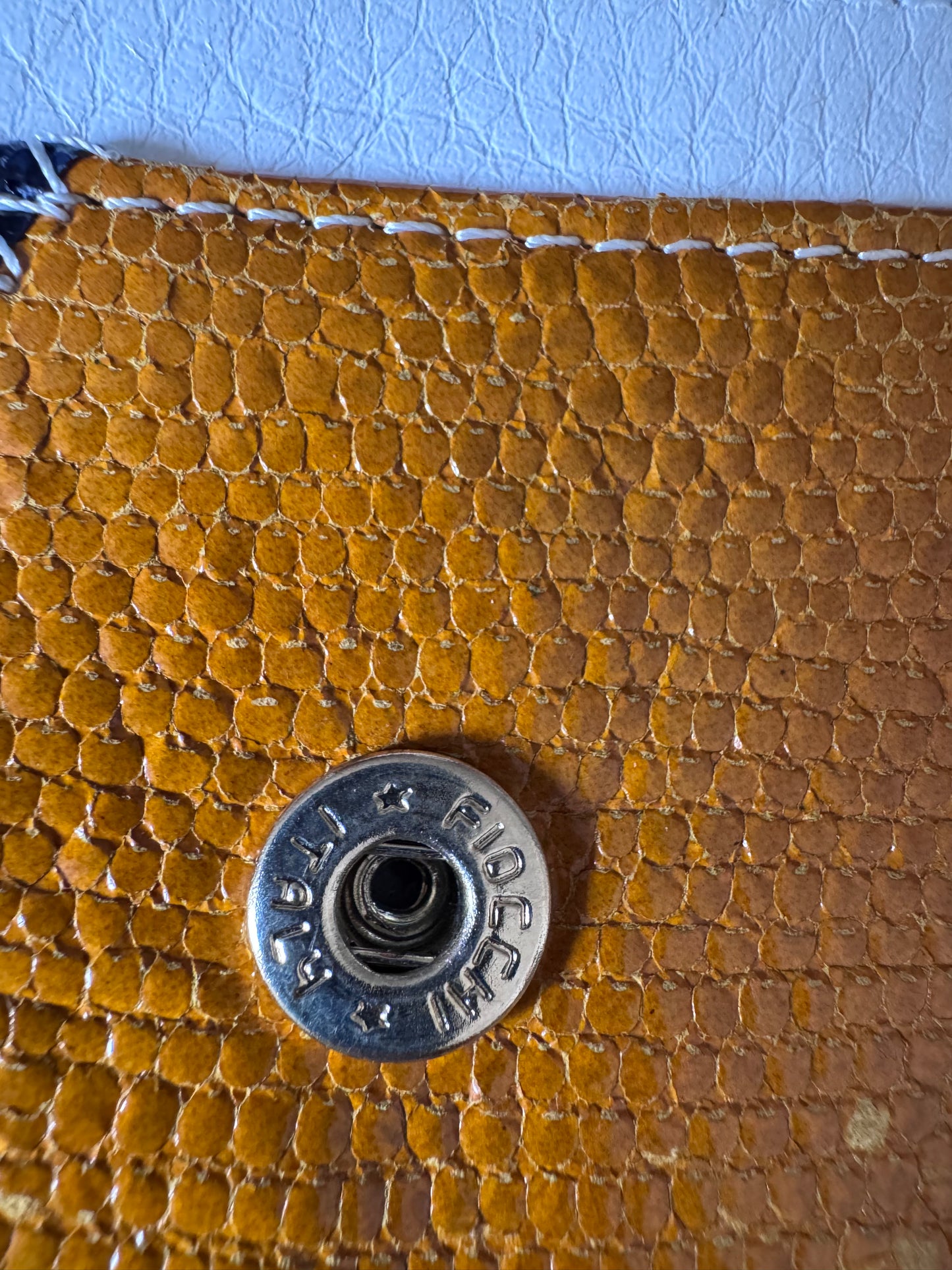 Portefeuille Emporio Armani en cuir multicolore Made in Italy