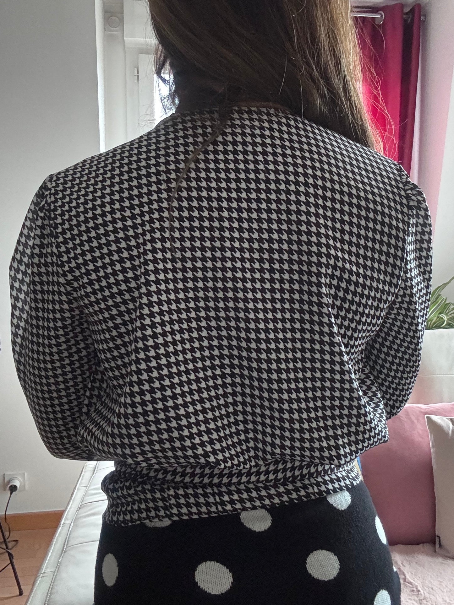 Top Vintage Cache-Cœur Made in Italy – Élégance Rétro Noir & Blanc