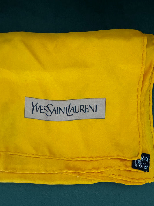 Écharpe Foulard Yves Saint Laurent Vintage en Soie Jacquard – Jaune Tournesol Éclatant (Made in Japan)