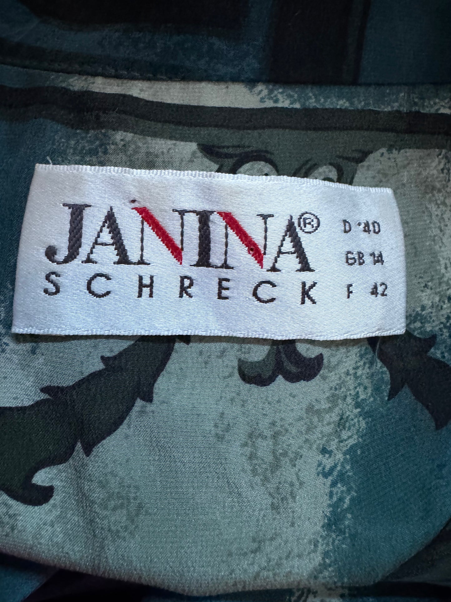 Robe vintage Janina Schrek – Taille 42-100%en soie
