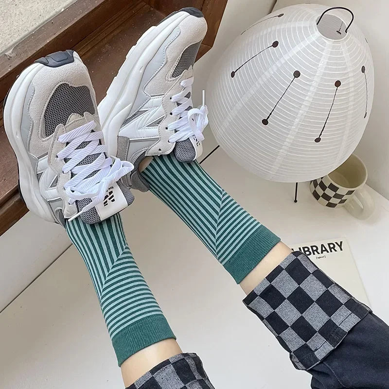 CHAUSSETTES RETRO A RAYURES MULTICOLORE COREENNES