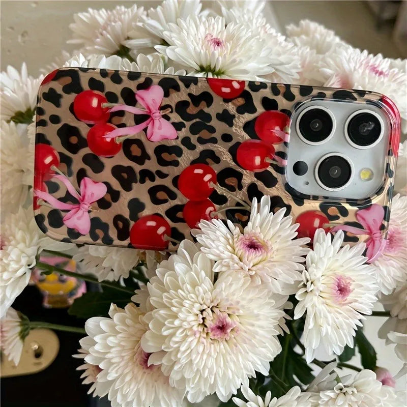 COQUE DE TELEPHONE AVEC NOEUD ET CERISES