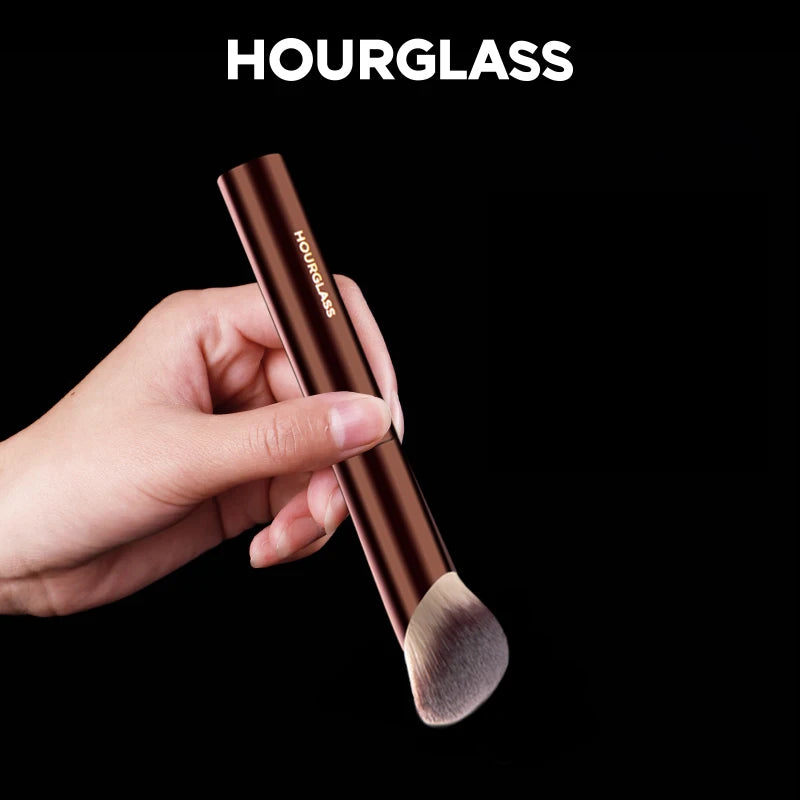 PINCEAU DE MAQUILLAGE
