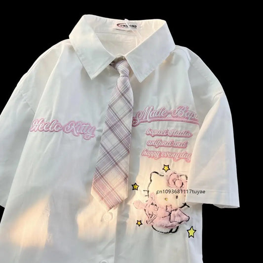 CHEMISIERS HELLO KITTY STYLE COLLEGIENNES