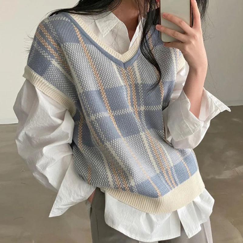 PULL VINTAGE A CARREAUX EN TRICOT COREEN