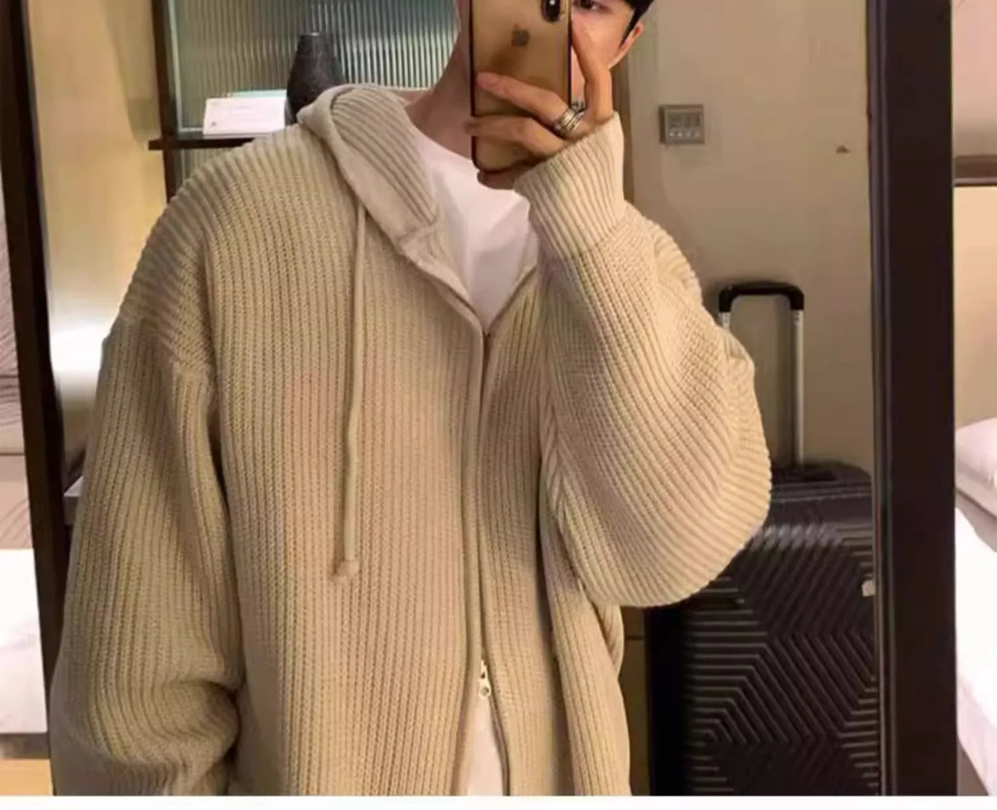 CARDIGAN A CAPUCHE  POUR HOMME
