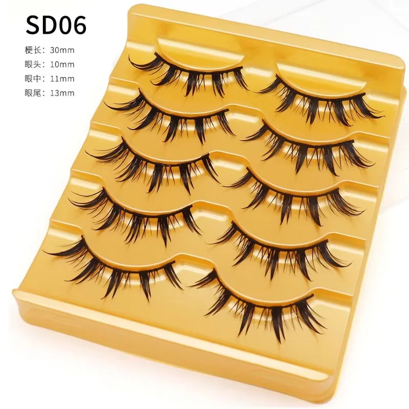 FAUX CILS 3D POUR UN REGARD FELIN