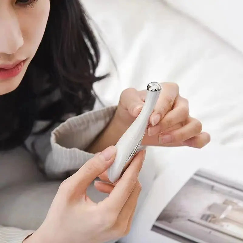 APPAREIL DE MASSAGE ELECTRIQUE POUR LES  YEUX